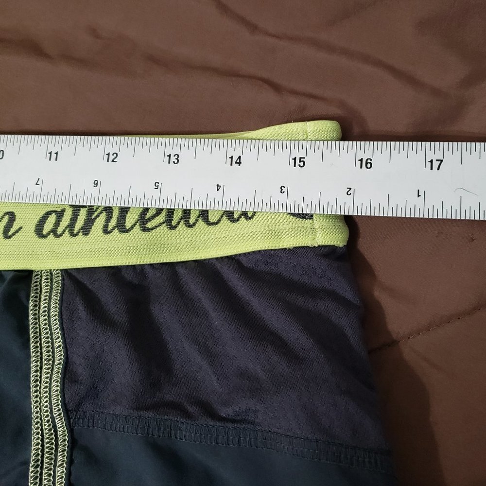 Lululemon Short - Picture 2 of 6